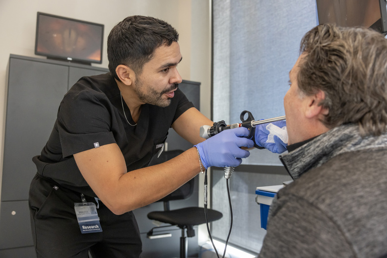 Castillo-Allendes performs testing on Hunter at VBAL.
